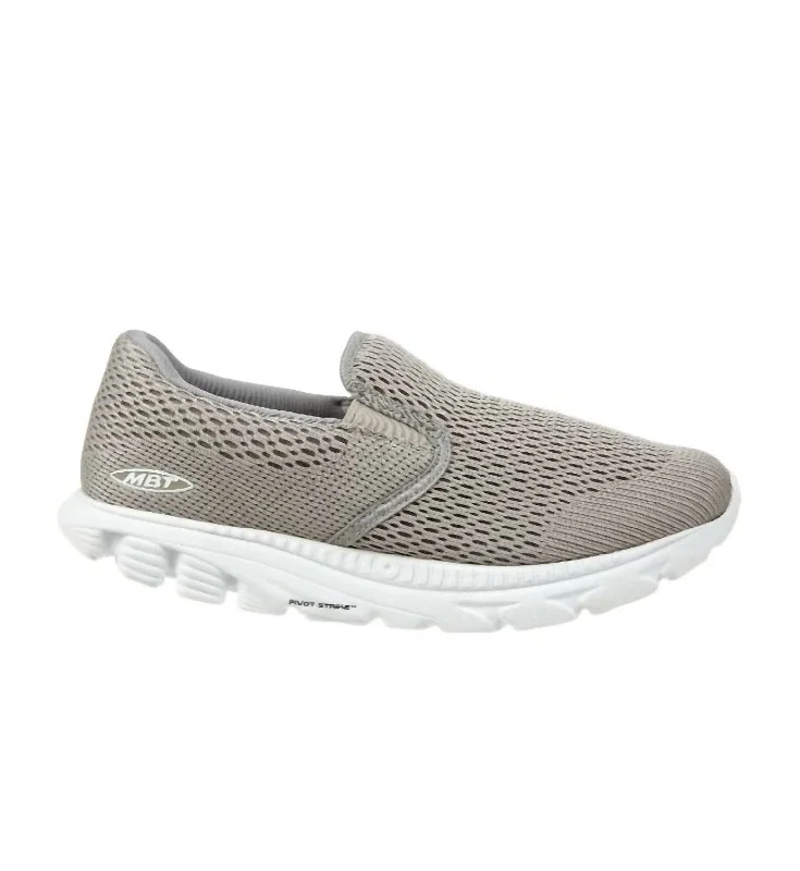 Men's Speed 17 Slip-On Shoes In Taupe