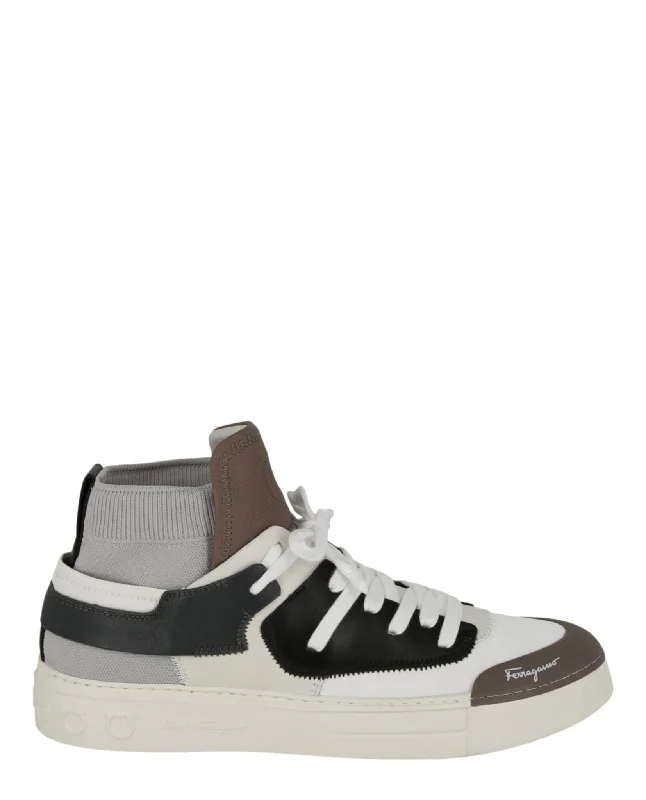 Neely Sneakers